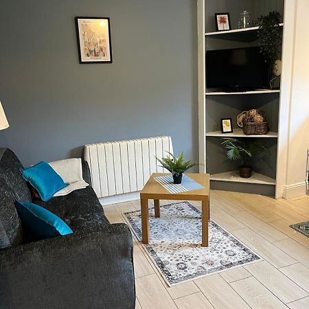 Woodquay Mews Apartment Голуей Екстериор снимка